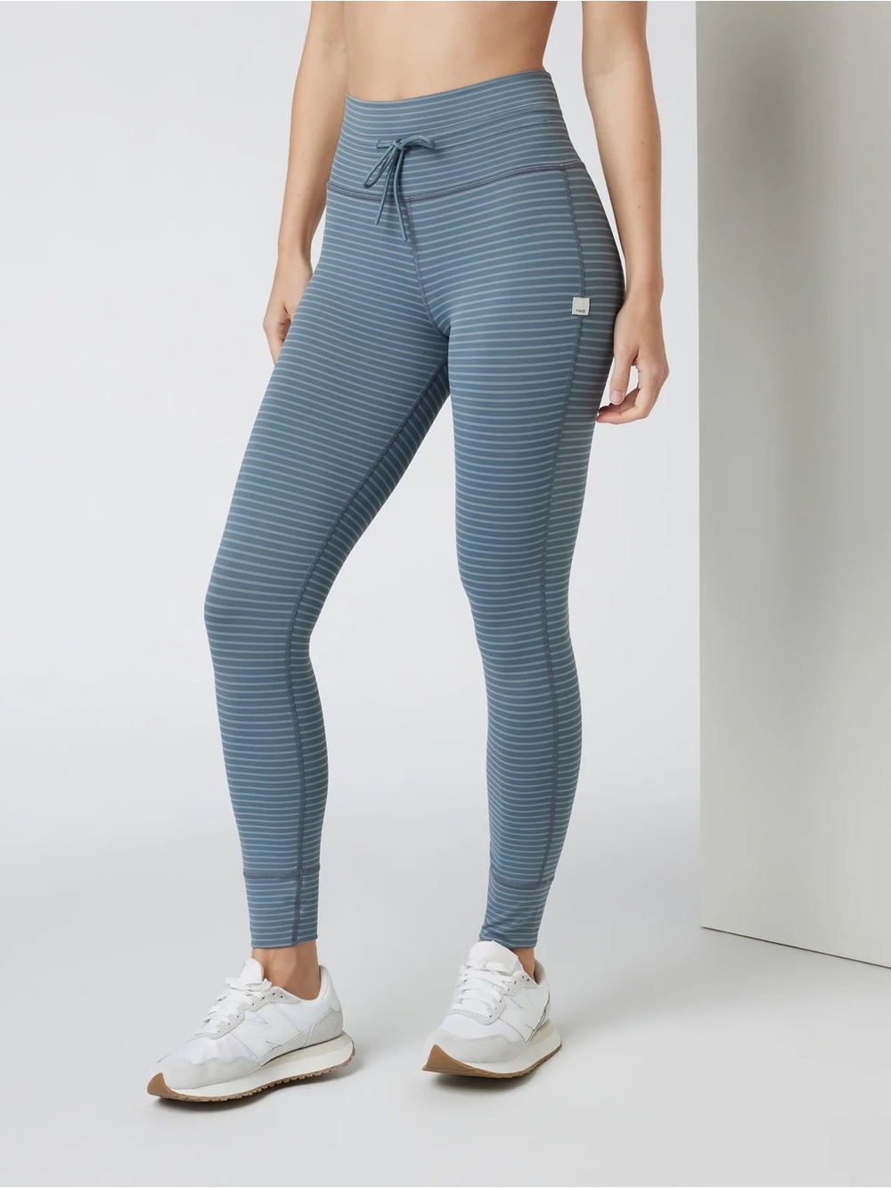 Vuori daily striped leggings blue